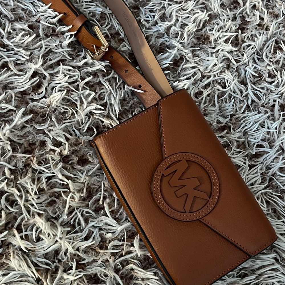 Michael Kors Brown Leather BELT WALLET